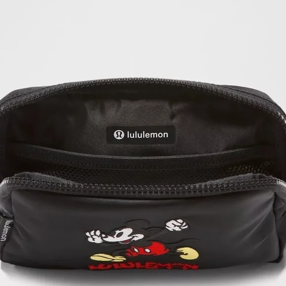 Lululemon | Disney Mickey Mouse 1L Everywhere Belt Bag Black NEW WITH TAGS! - Picture 5 of 16